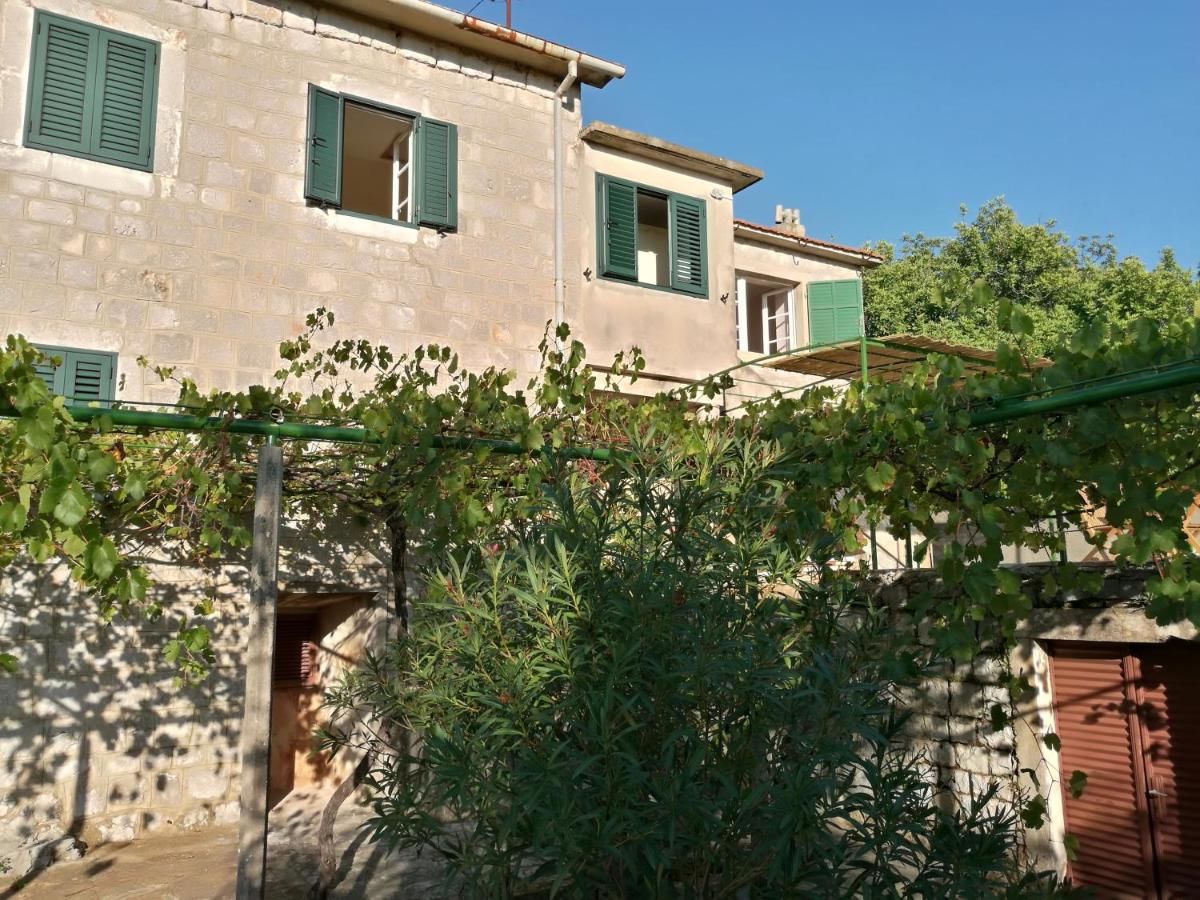 Дома для отпуска Lustica Village House Херцег-Нови