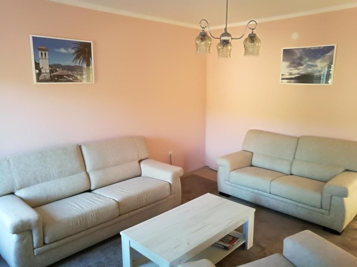 Дома для отпуска Lustica Village House Херцег-Нови